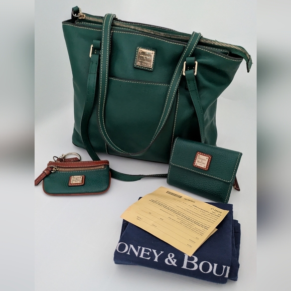 Dooney & Bourke Pebble Grain Green Shoulder Purse With Wallet And Coin Purse - Picture 1 of 2
